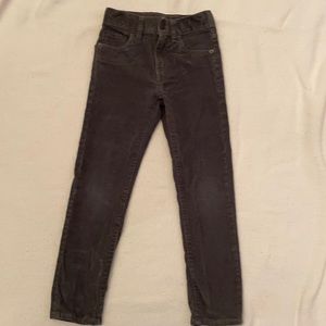 Crewcuts it’s Gray corduroy pants. Boys size 6